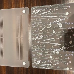 Brand new (never used) Floral Casetify Macbook 13 inch case